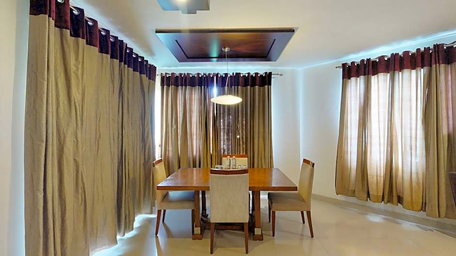 The Golden Suites & Spa Calangute Hotel