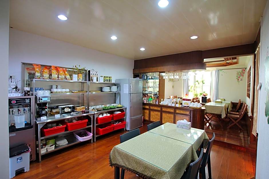 Yilan Pine Villa Homestay