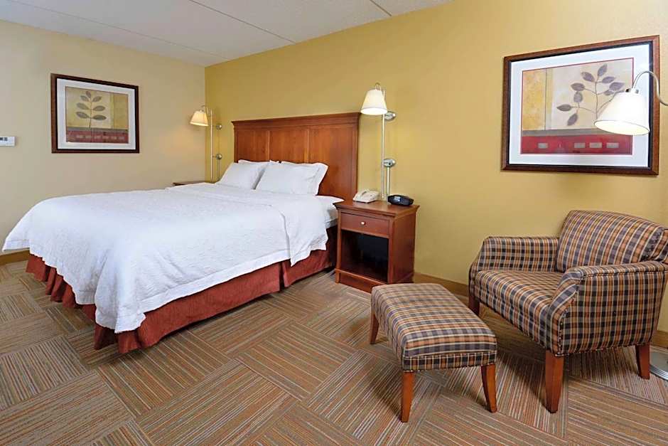 Hampton Inn By Hilton Raleigh-Capital Blvd. North