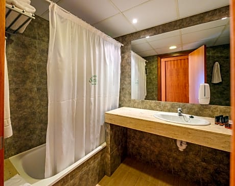 STANDARD ROOM 3 ADULTS