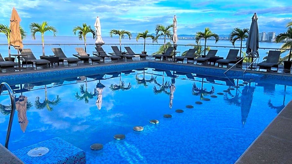 The Paramar Beachfront Boutique Hotel With Breakfast Included - Downtown Malecon