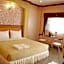 Martina Hotel Surin