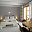 Albouro seafront apartments