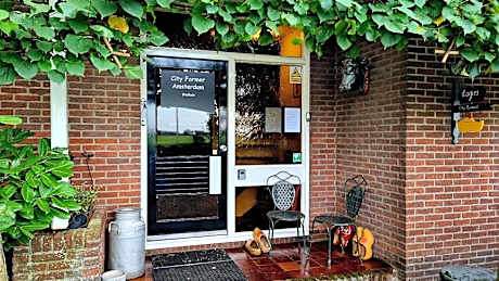 City Farmer Amsterdam a Guesthouse with Free Parking, Bikes , Bed & Breakfast