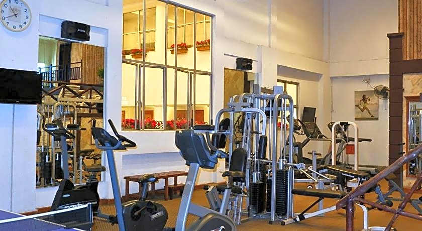 Harmoni Suites Hotel