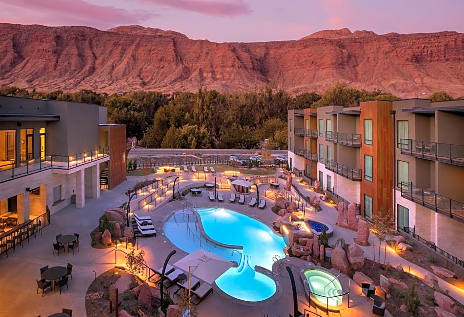 Hoodoo Moab, Curio Collection by Hilton