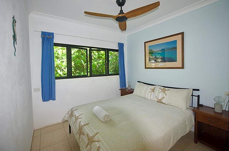 Thornton Beach Bungalows Daintree