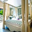 Flamingo Hotel & Spa - Pet Friendly