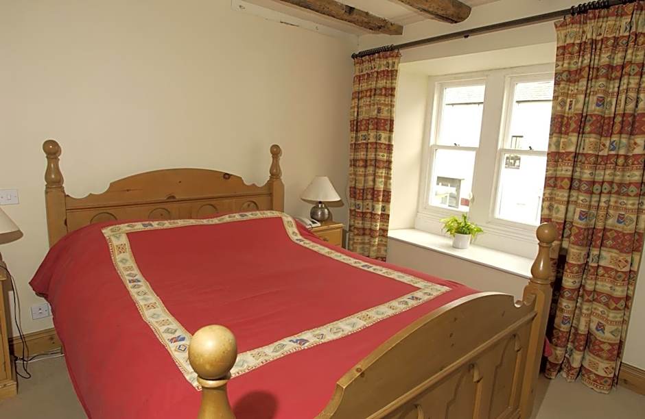 Centre Of Britain Hotel