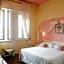 Room in Guest room - Versilia Mare Amore 1923
