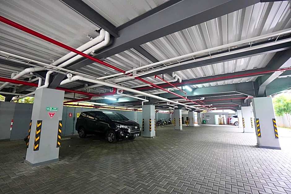 Front One Hotel Pasir Koja Bandung