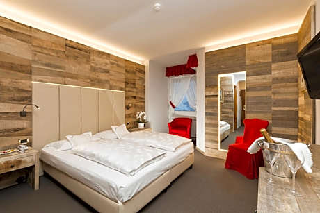 Standard Double or Twin Room with Balcony