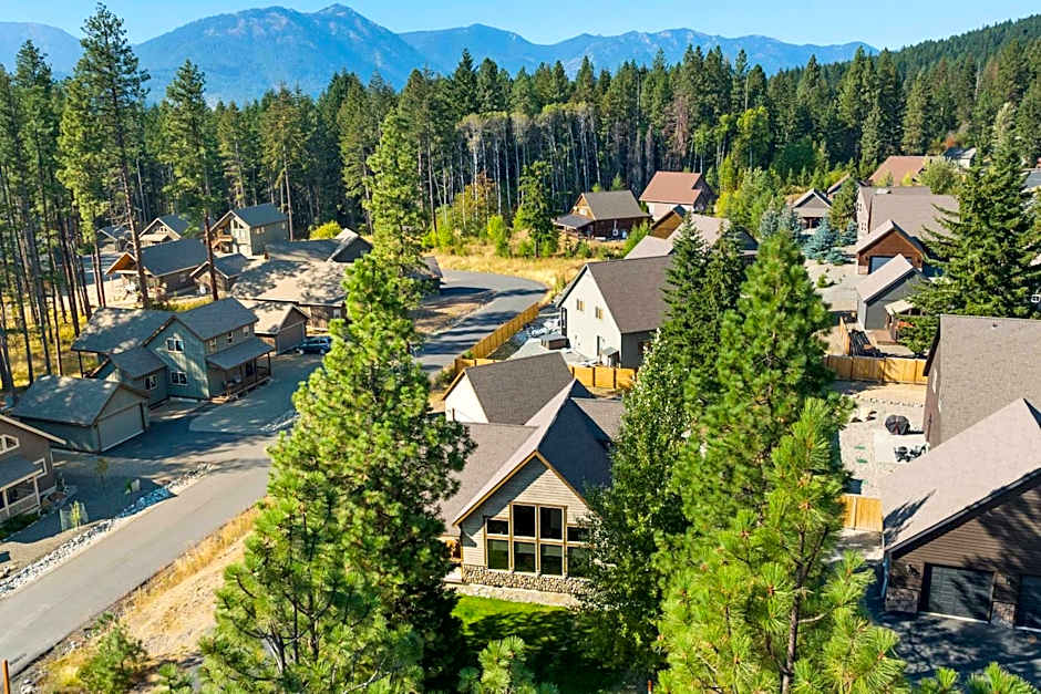 Dog-Friendly Ronald Vacation Rental Cabin!