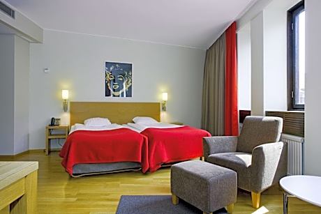 Twin Room with Kitchenette