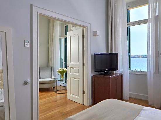 Poseidonion Grand Hotel