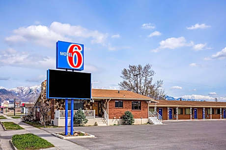 Motel 6-Tremonton, UT