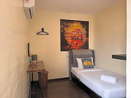 Standard Single Room
