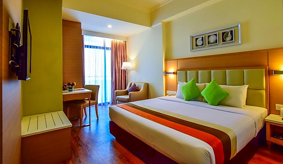Hotel Sentral Seaview @ ​Beachfront