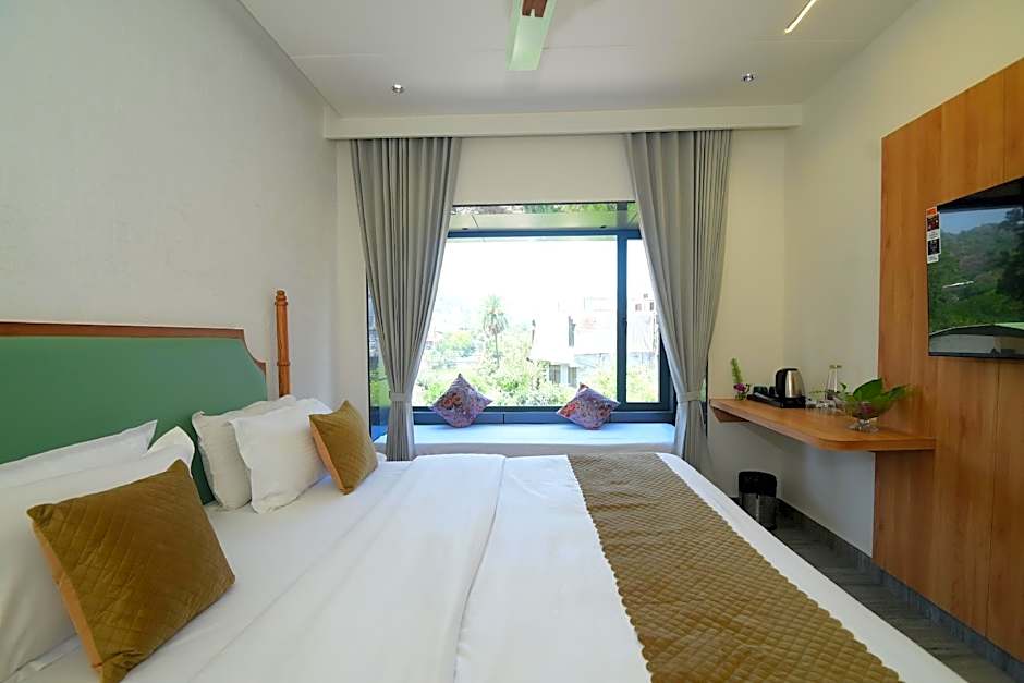 Crystal Inn
