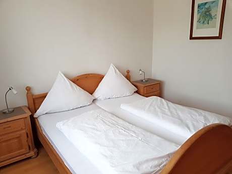 Deluxe Double Room with Shower