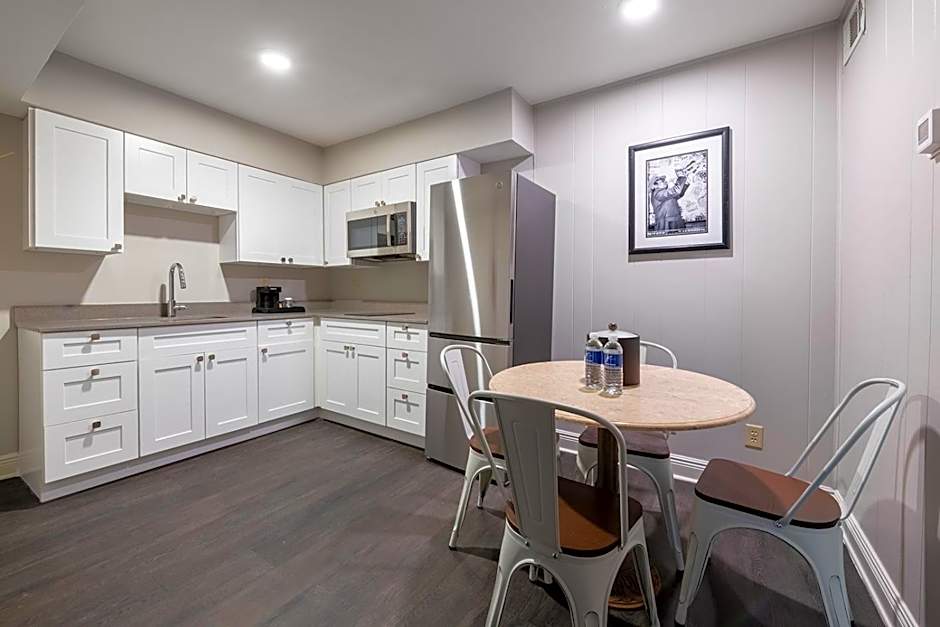 French Quarter Suites Hotel