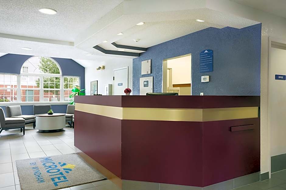 Microtel Inn & Suites by Wyndham Louisville East
