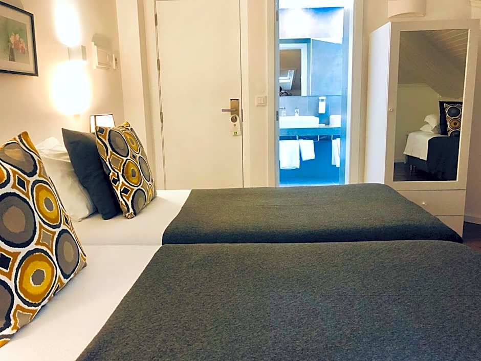 Photo 1 of 4 of Triple Room