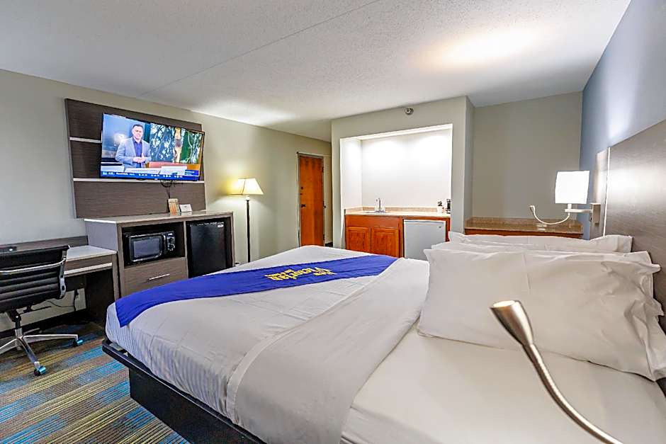 New Victorian Inn & Suites – Omaha, NE