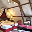 Hôtel Le Manoir De Mathan Crépon à la campagne 5 mn d'Arromanches et 10 mn de Bayeux