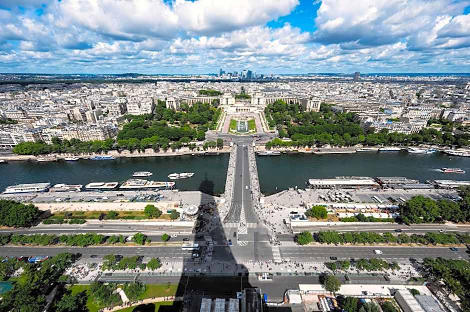 Staycity Aparthotels Paris La Defense