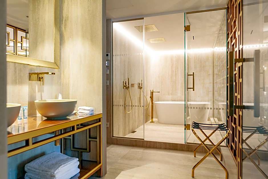 Wine & Books Lisboa Hotel