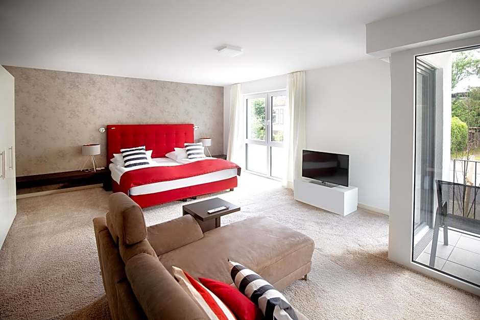 Boardinghouse by M&K