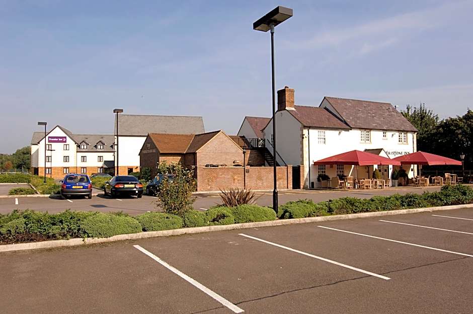 Premier Inn Gloucester - Barnwood