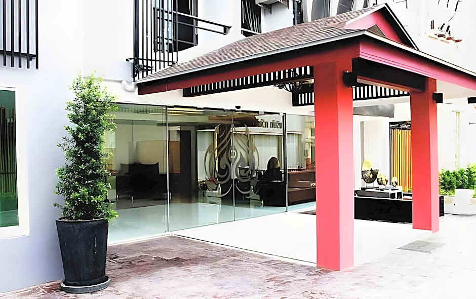 Metro Hotel & Spa