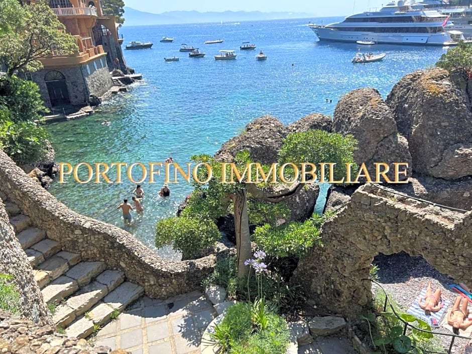 PORTOFINO SUITE VISTA MARE CON SPIAGGIA PRIVATA