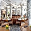 The Candler Hotel Atlanta, Curio Collection by Hilton