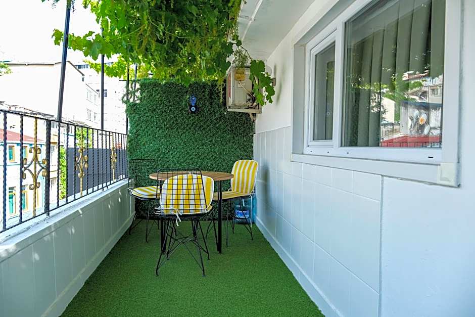 Taksim Neo Pera Suites