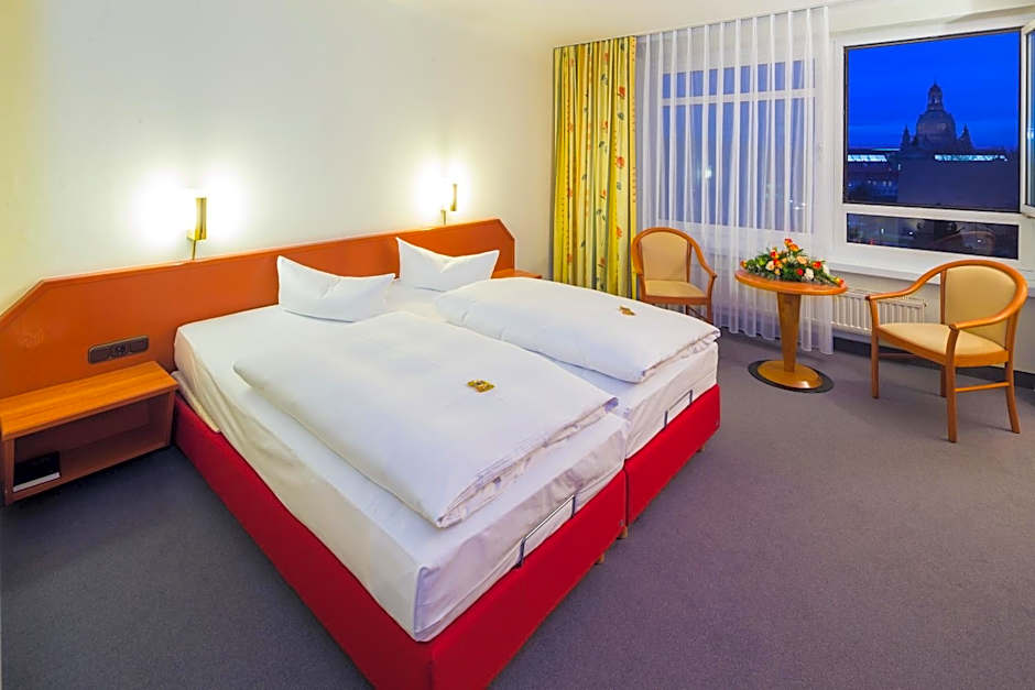 Hotel Am Terrassenufer