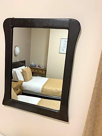 Twin Room with Bathroom