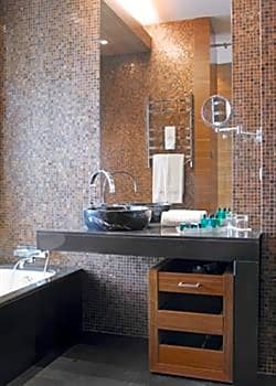 Eurostars Madrid Tower