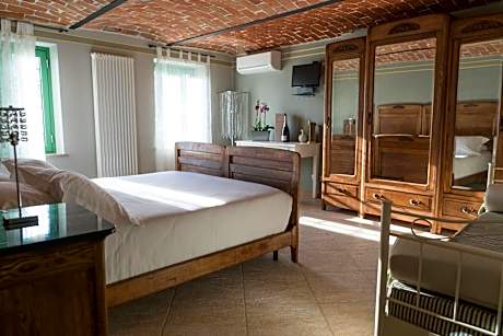 Triple Room with Garden View