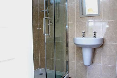 Double or Twin Room with Bathroom