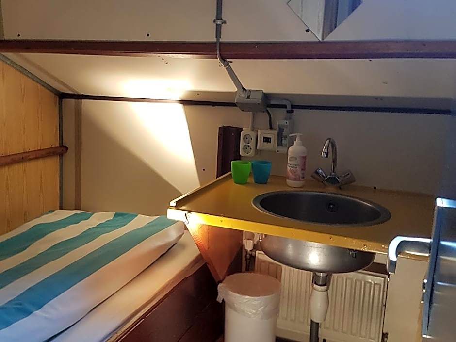Intersail Hostel - Avontuur
