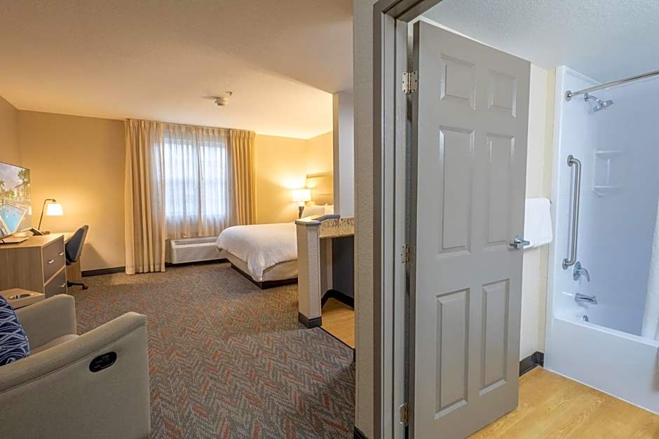 Candlewood Suites Miami Lakes By IHG