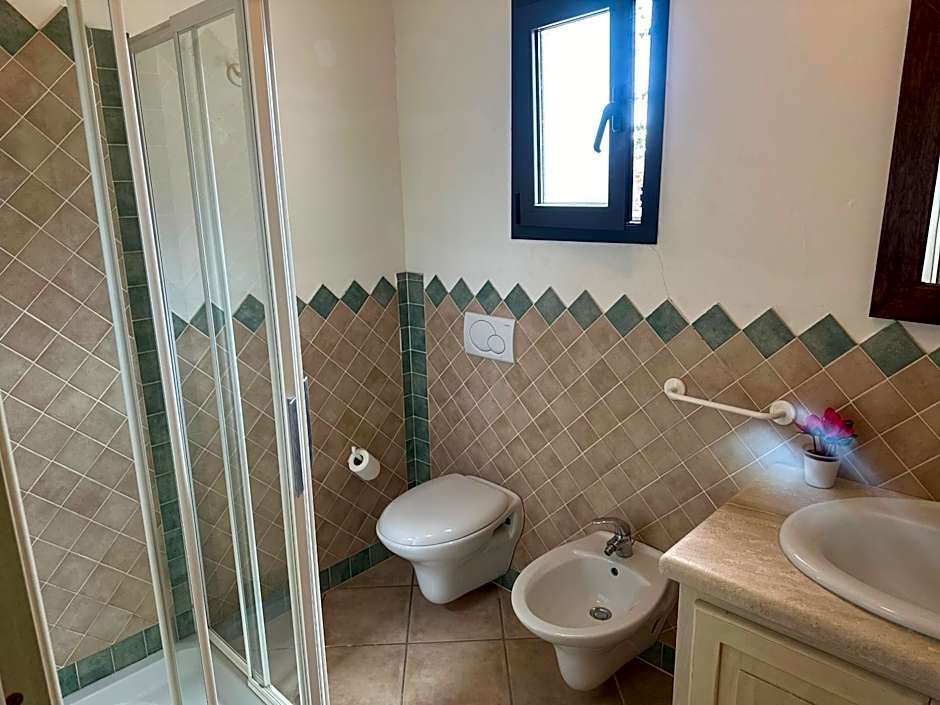 Emerald Coast Hotel