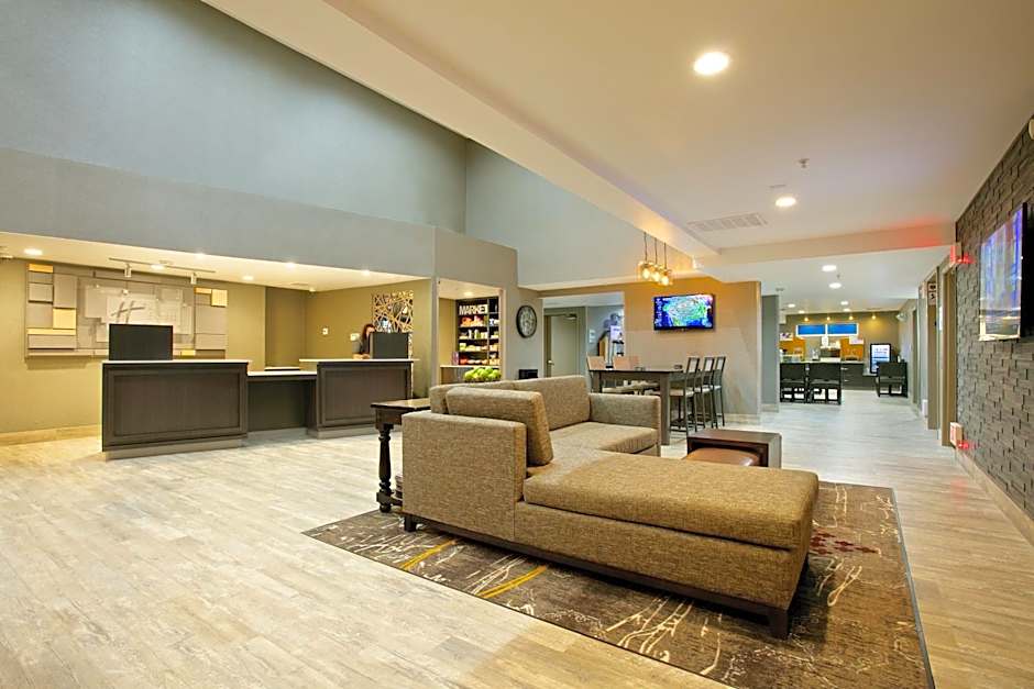 Holiday Inn Express Hotel & Suites - Paso Robles By IHG
