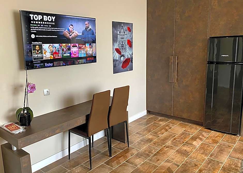 Luxury Apartments Ivon