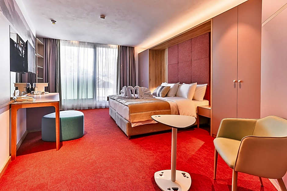 Carine Hotel Centar