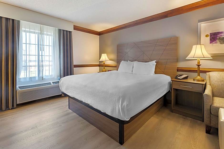 Best Western Plus South Hill Inn