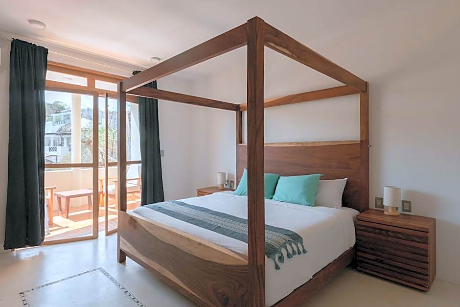 Casa Roni by Xeno - 5 Bedroom Luxury Villa with Ocean View